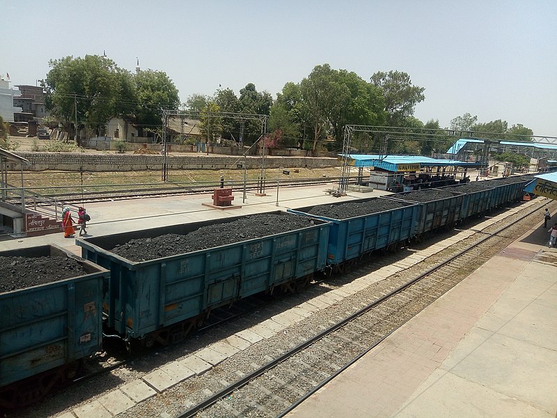 File:Transportation of coal by railway in India 3.jpg