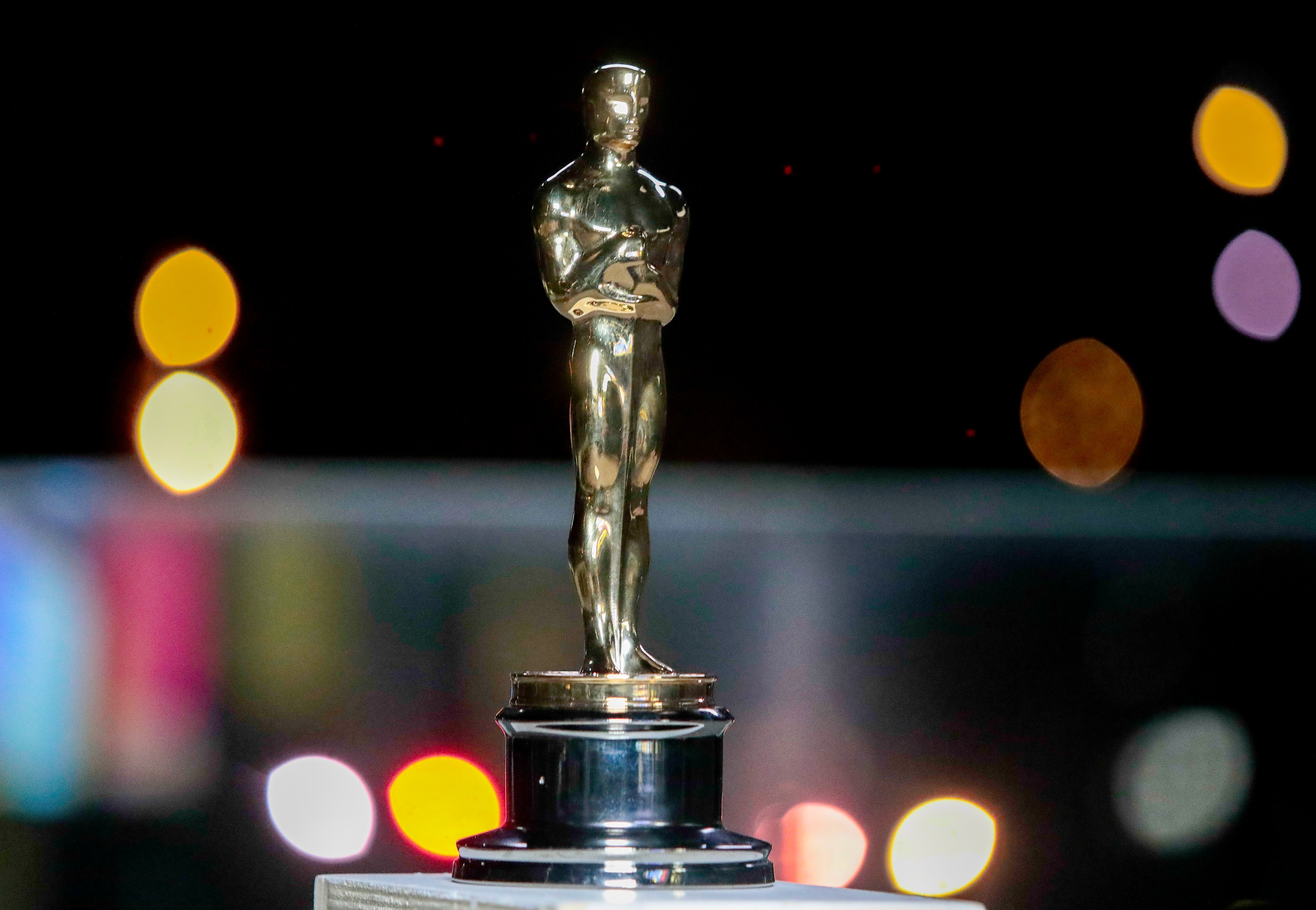 An Oscar statuette